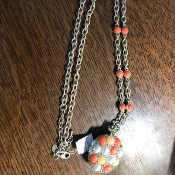 Women' Pendant Necklace - Picture 3 of 4